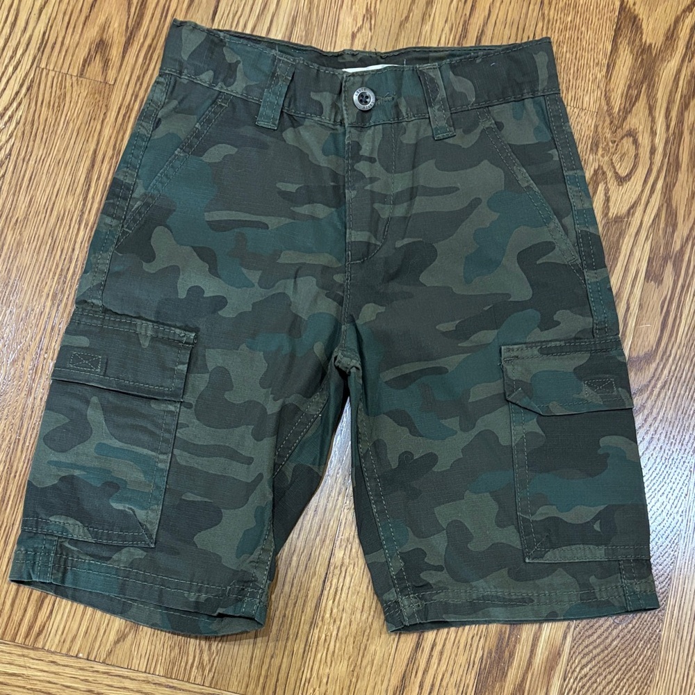 Boys Camo Cargo Shorts NWOT